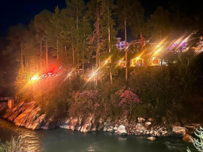 Ahava Kasol Riverside Cafe and Cottages